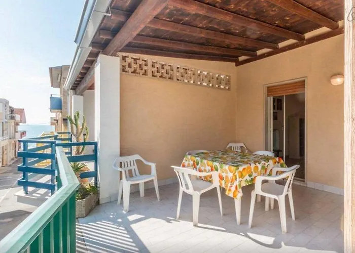 Ulisse Apartment On The Sea